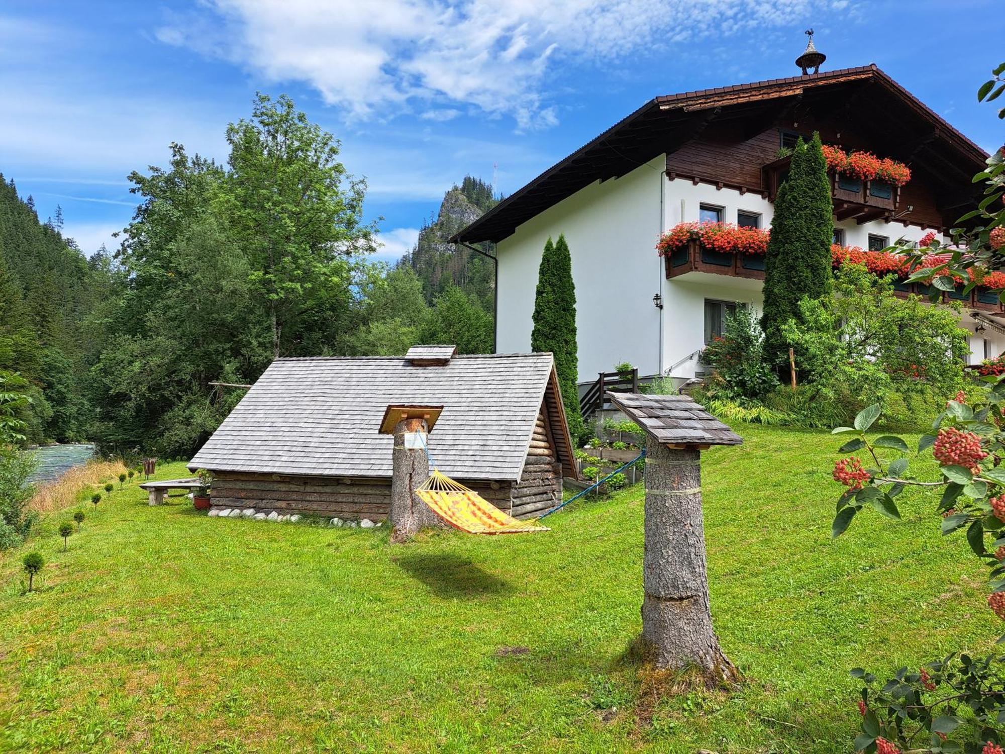 Hotel Garni Landhaus Buertlmair Hinterstoder Eksteriør billede